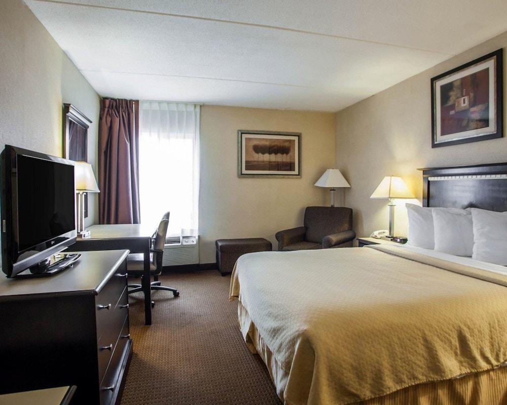Quality Inn Aurora - Naperville Area エクステリア 写真