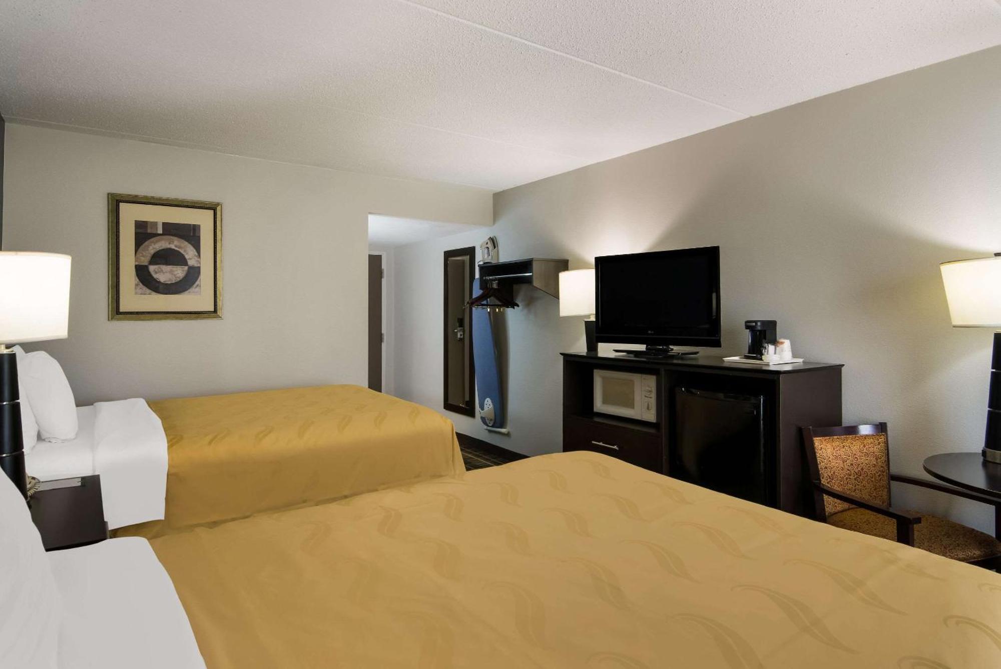 Quality Inn Aurora - Naperville Area エクステリア 写真